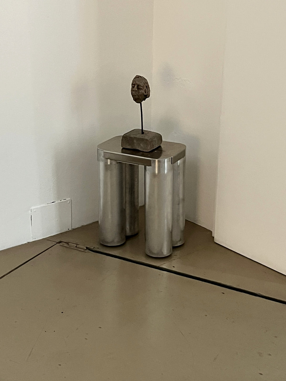 Iso300 raw alu stool